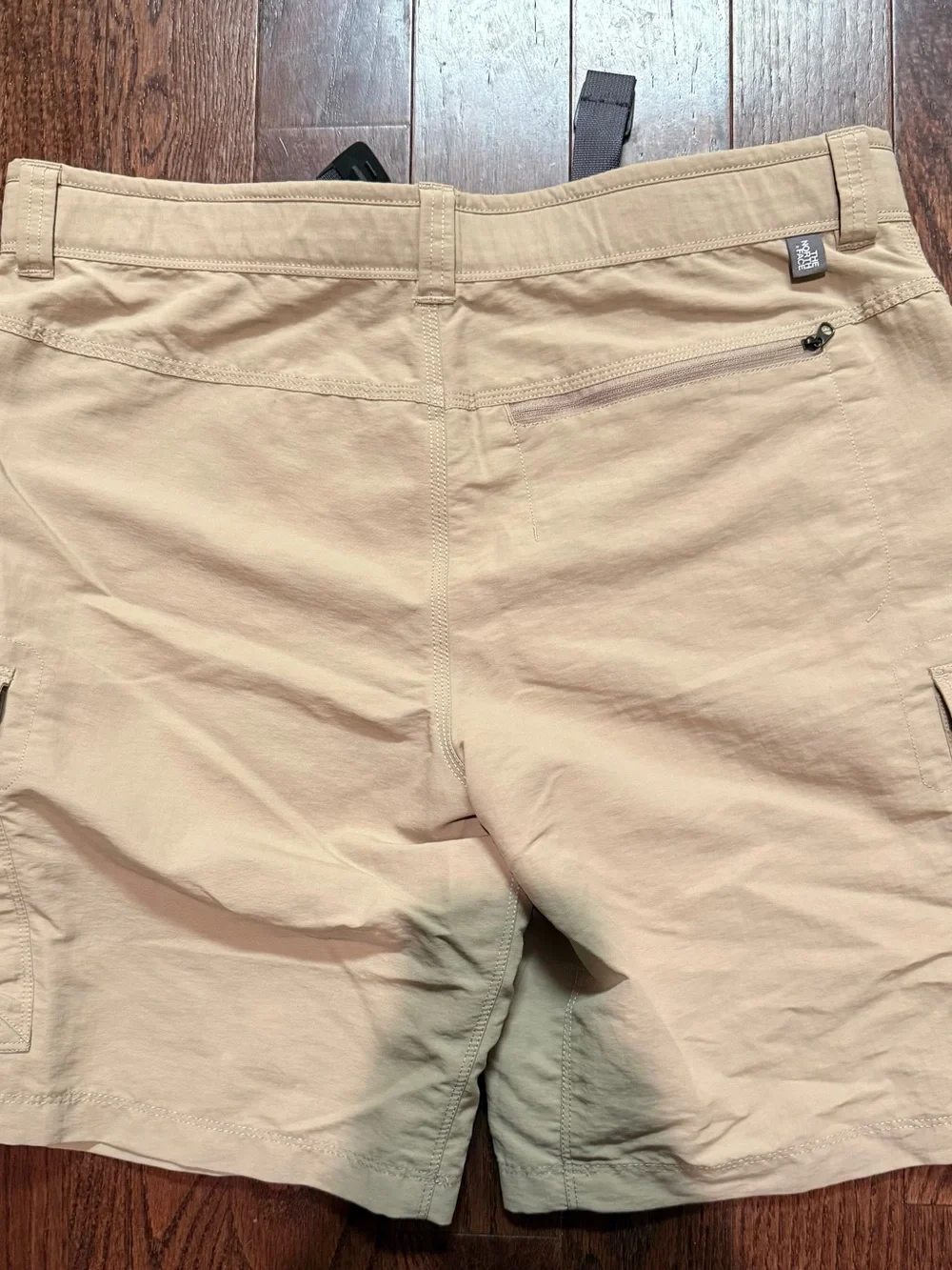 The North Face Men’s Beige Cargo Shorts with Adjustable Waist 36